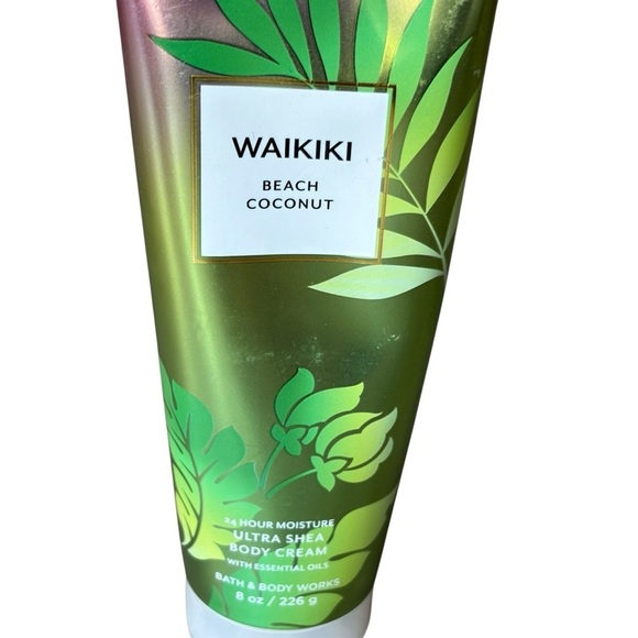 Bath & Body Works Waikiki Beach Coconut Body Cream 8 oz - Picture 4 of 4
